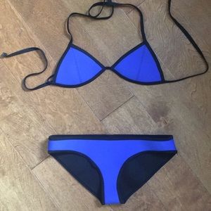 AUTHENTIC TRIANGLE BIKINI